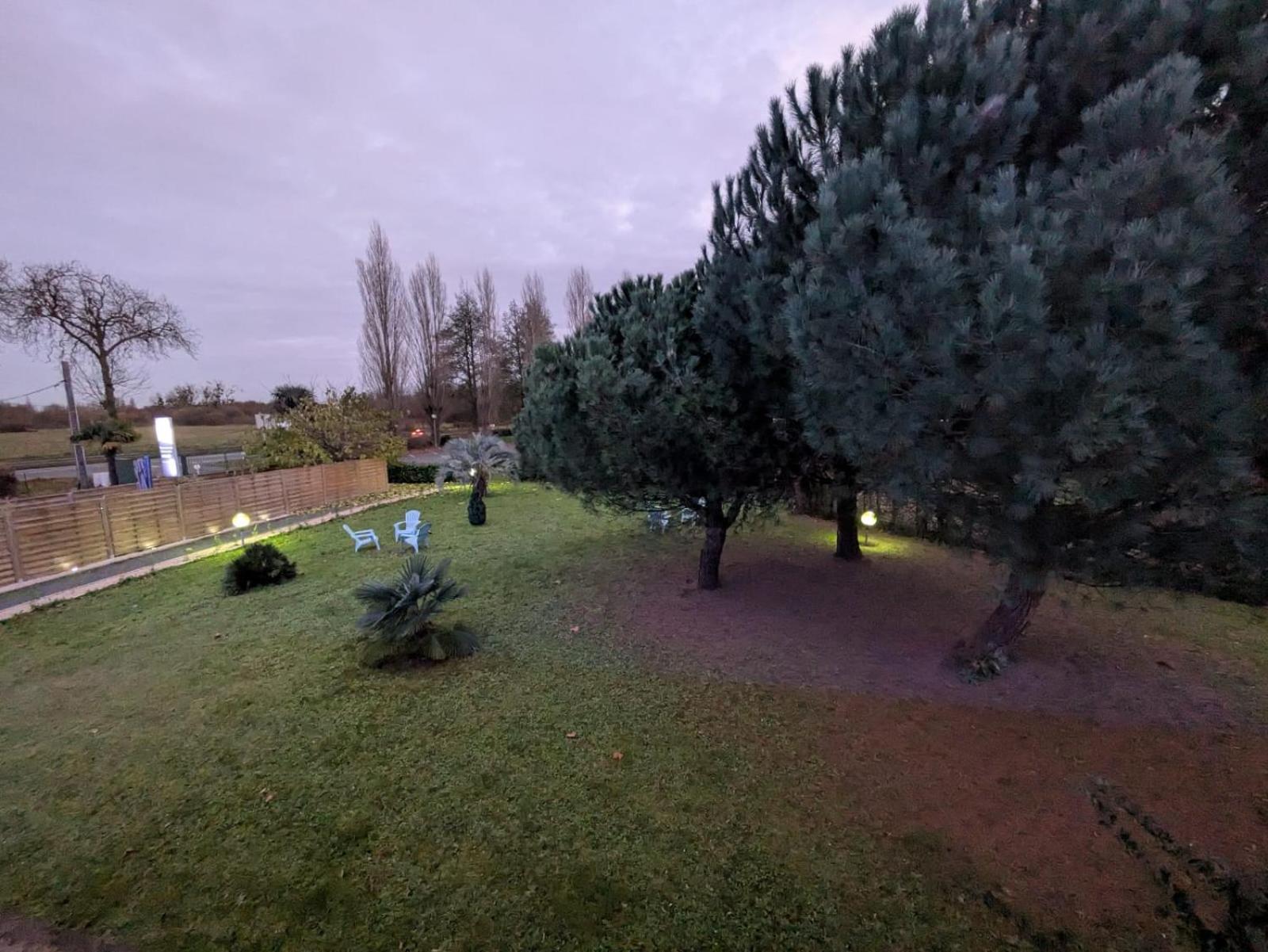 Hotel Anjou à L'Océane Angers-Le Mans Verrieres-en-Anjou Esterno foto