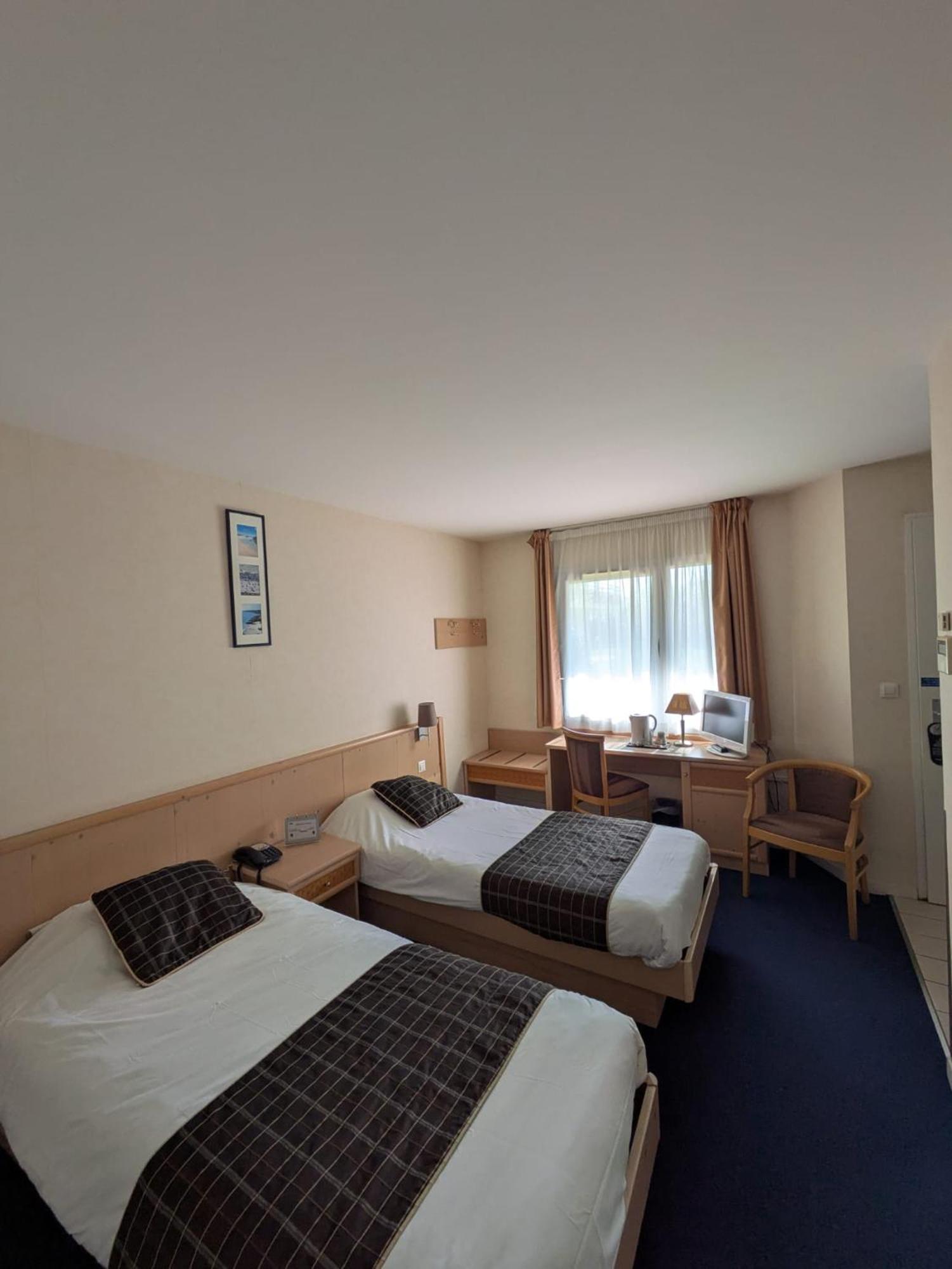 Hotel Anjou à L'Océane Angers-Le Mans Verrieres-en-Anjou Esterno foto