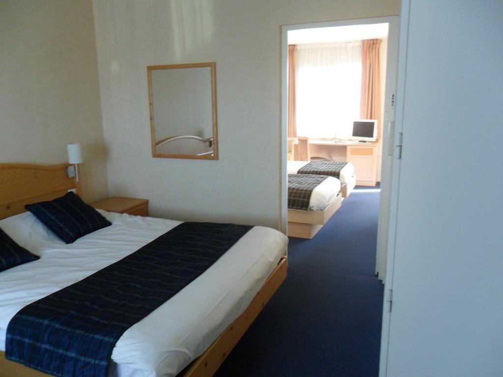 Hotel Anjou à L'Océane Angers-Le Mans Verrieres-en-Anjou Esterno foto