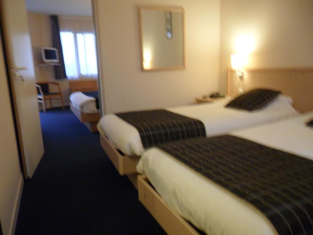 Hotel Anjou à L'Océane Angers-Le Mans Verrieres-en-Anjou Esterno foto